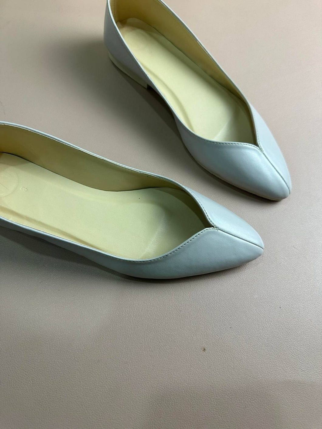 Bettina in Light Gray Taupe