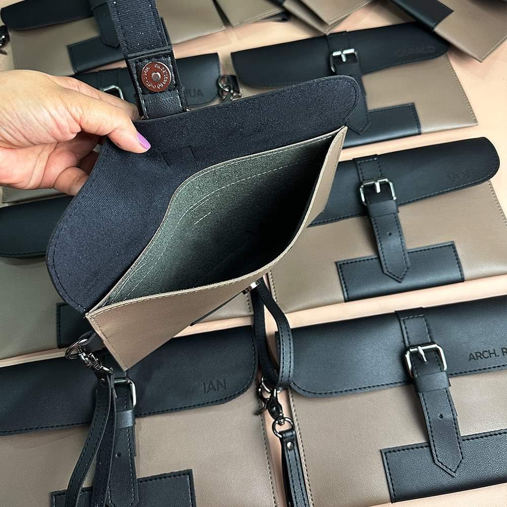 Amber MNL Men Clutch