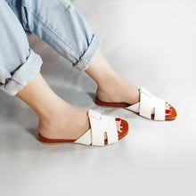 Load image into Gallery viewer, Brooke in White
