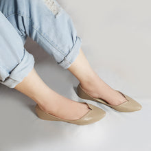 Load image into Gallery viewer, Bettina in Taupe
