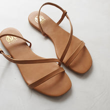 Load image into Gallery viewer, Rhian in Tan

