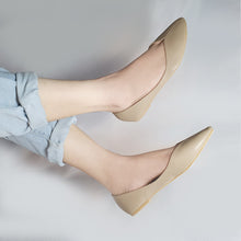 Load image into Gallery viewer, Bettina in Taupe
