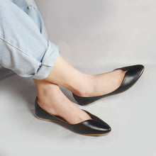 Load image into Gallery viewer, Bettina in Black
