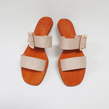 Load image into Gallery viewer, Vera in Beige
