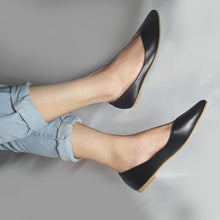 Load image into Gallery viewer, Bettina in Black
