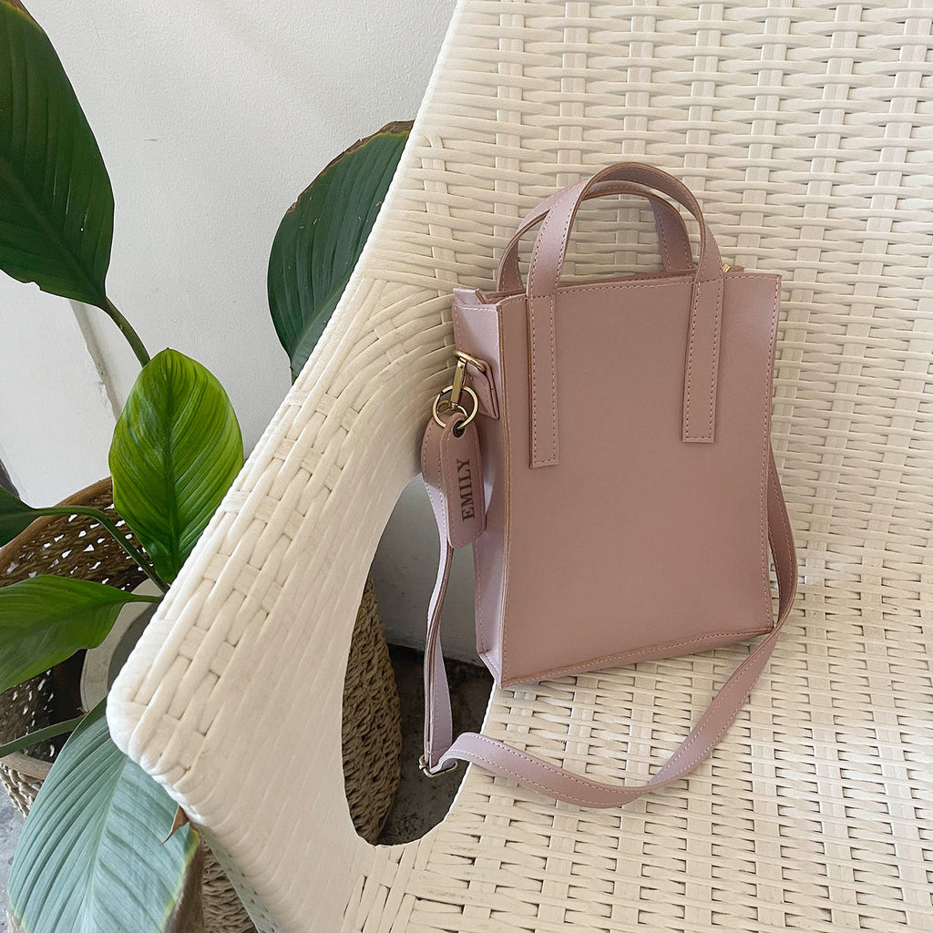 P A T T Y mini sling bags