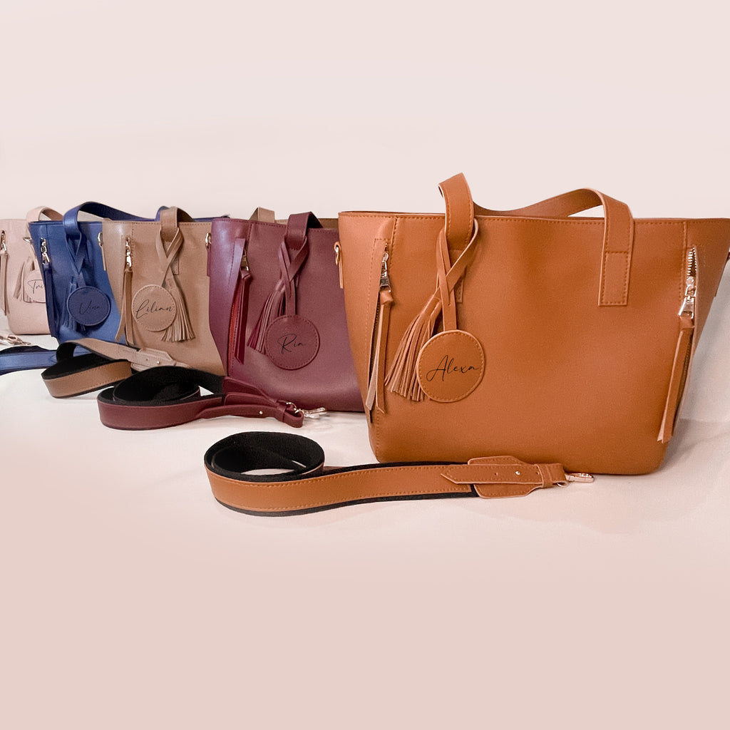 A M A N D A Tote Bags